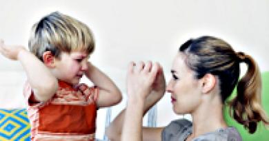 Почему ребенок агрессивен с матерью